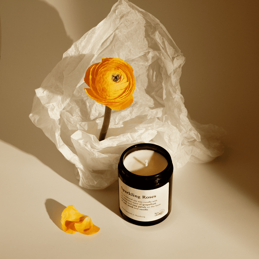 Sparkling Roses – 155 g Premium Sojaduftkerze-1