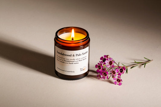 Sandalwood & Palo Santo – 155 g Premium Sojaduftkerze-1