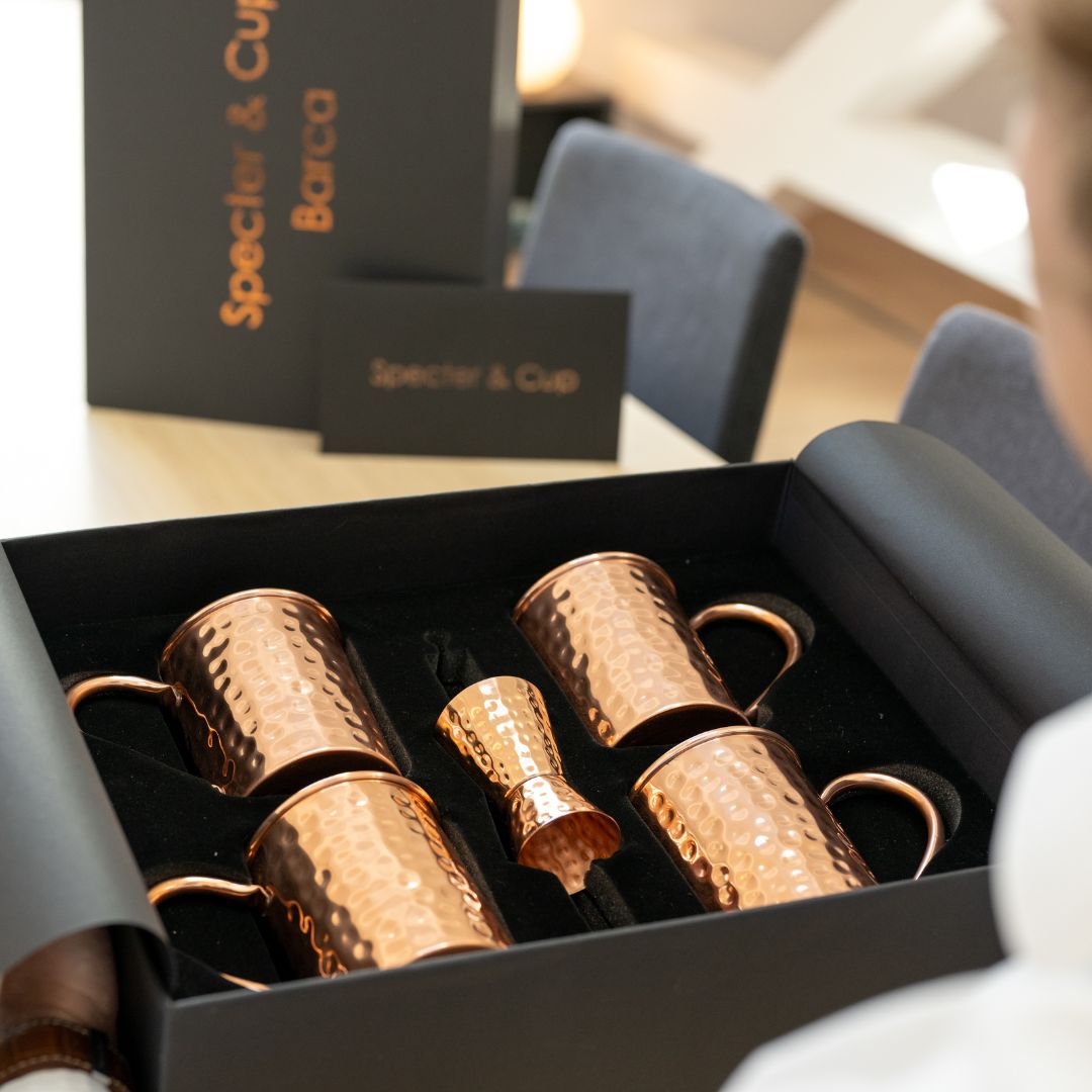 Kupferbecher-Set Barca – 4x Cocktailbecher (gehämmert, 400 ml) + 6-teiliges Zubehör-Set-3